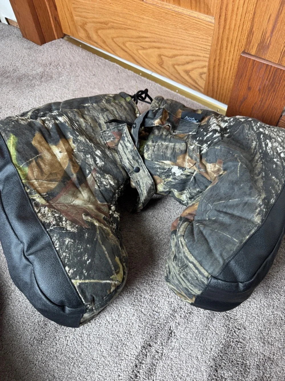 Icebreaker Camo Boot Blanket Insulated Overboots Boot Covers SIZE M Outdoor